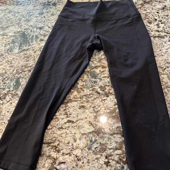 Capri Black Lululemon Leggings - Picture 2 of 3
